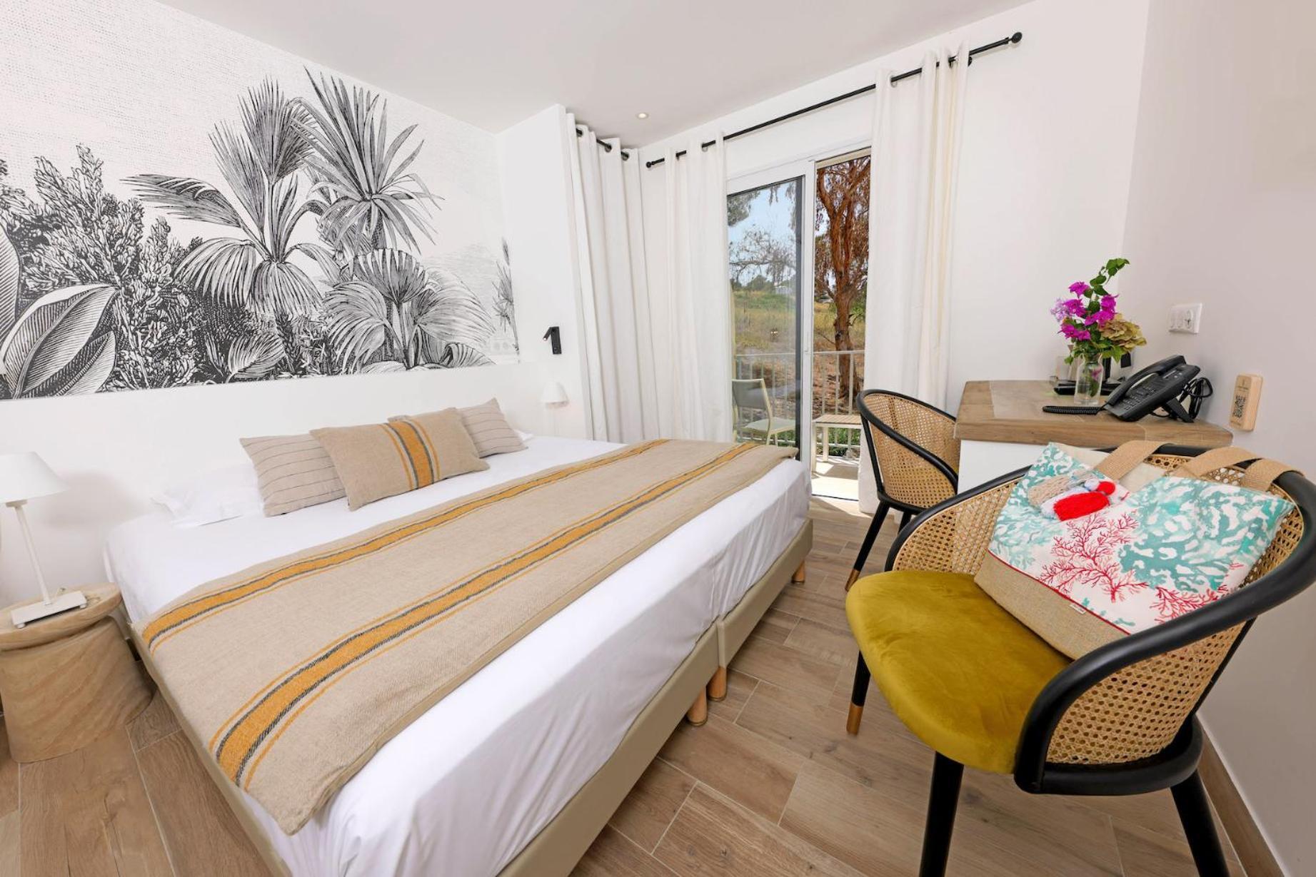 Le Saint Erasme, Hotel Eco Friendly Calvi  Exterior photo